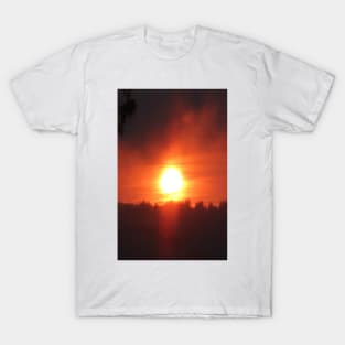 Golden Sunrise Over the Columbia River 3 T-Shirt